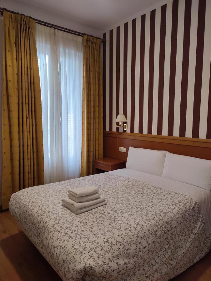 Hostal Salome Madrid Exteriér fotografie