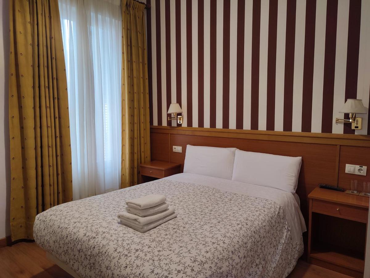Hostal Salome Madrid Exteriér fotografie
