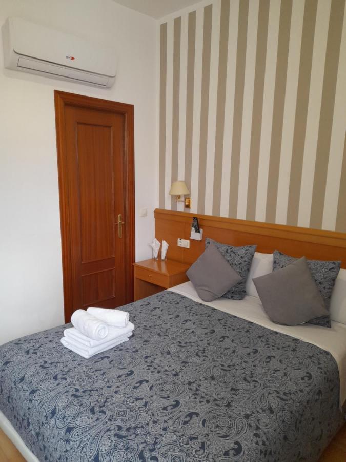Hostal Salome Madrid Exteriér fotografie